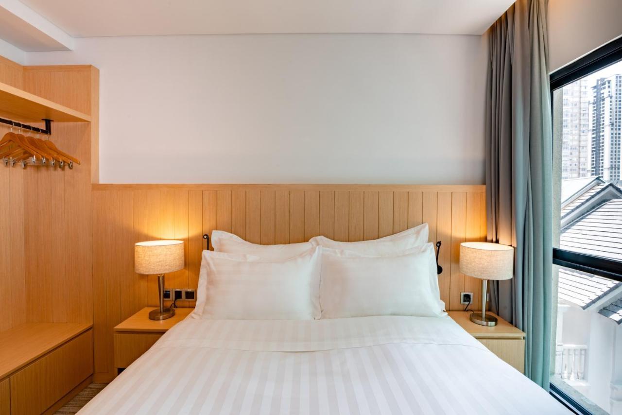 Hello World Saigon Hotel Хошимин Екстериор снимка